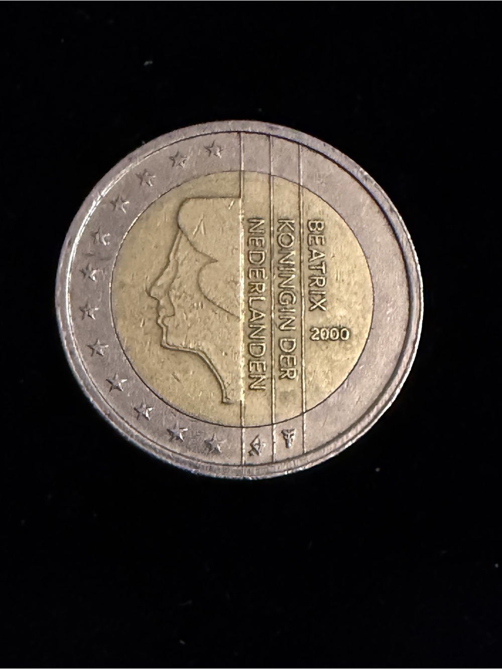 Netherlands 2 Euro Coin 2000 - Queen Beatrix - Circulated Dutch Euro Coin